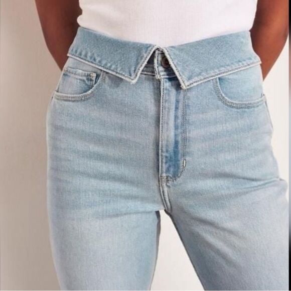 Hollister Vintage Stretch Fold Over Ultra High Rise Mom Jean Light Wash Denim 25 - Picture 2 of 16